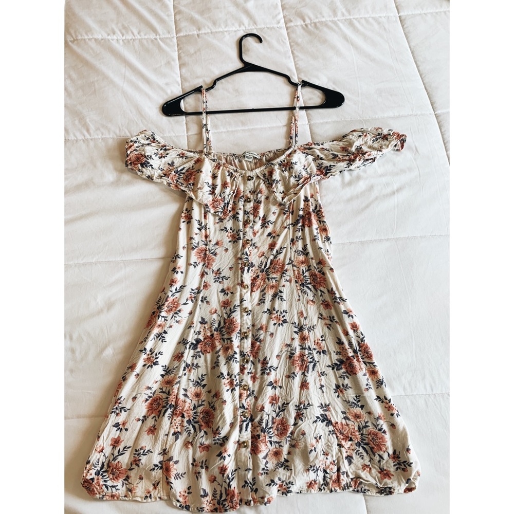 Off the shoulder sundress